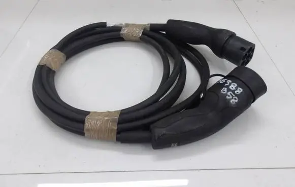 Volvo EX30 Electric car charging cable 32324600
