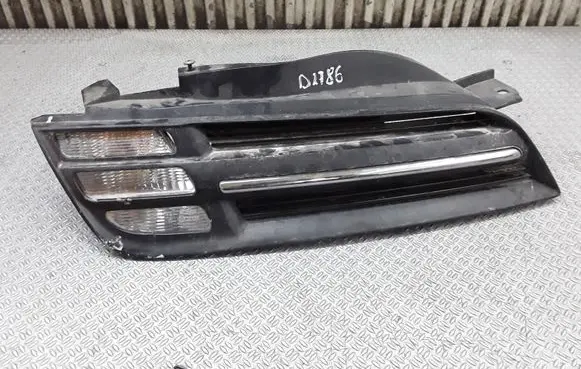 Nissan Micra Front bumper upper radiator grill