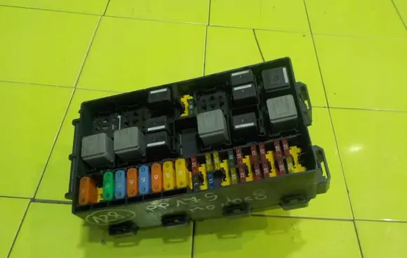 Ford Mondeo MK IV Fuse box set 8T1T14K733JDA PP175 12783251