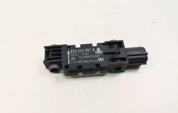 Audi A4 S4 B7 8E 8H Airbag deployment crash/impact sensor 8E0959651A
