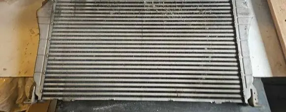 Toyota Avensis T270 Intercooler radiator JD1271003521