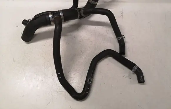 Volvo S90, V90 Engine coolant pipe/hose 31686003
