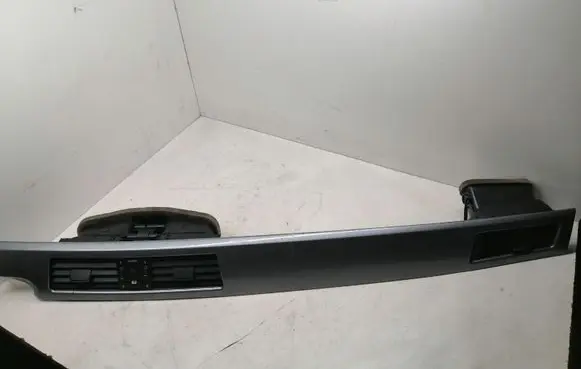 BMW 5 E60 E61 Dash center air vent grill 51457129233 69107340 52850610