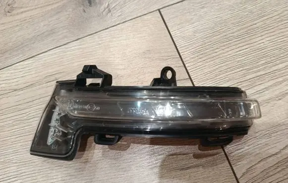 Skoda Octavia Mk3 (5E) Mirror indicator light 5E0949102
