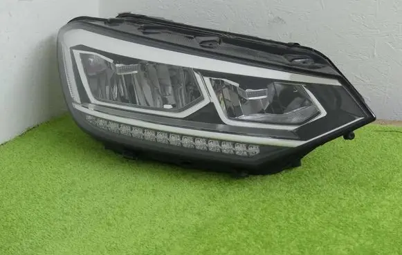 Volkswagen Touran III Headlight/headlamp 5TB941774D