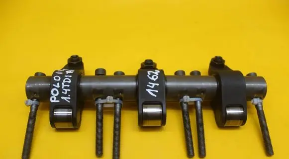 Volkswagen Polo IV 9N3 Camshaft 038443B 76221326