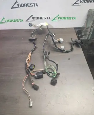 Chrysler Grand Voyager V Rear door wiring loom 17778A0T3 P68064517AA AWK3489EE289