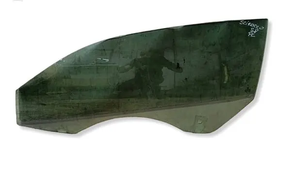 Volkswagen Scirocco Front door window glass four-door 1K8845201S8 43R000017 E000151