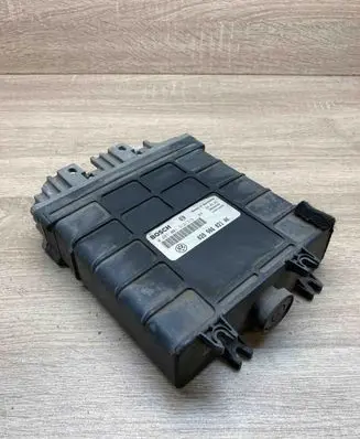 Volkswagen PASSAT B4 Engine control unit/module ECU 028906021AK 0281001312 Used