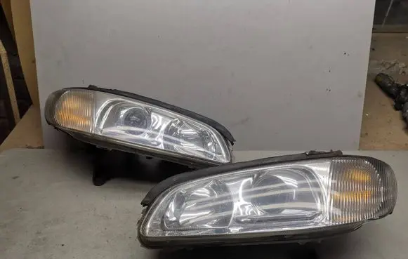 Opel Omega B2 Headlights/headlamps set 205108B