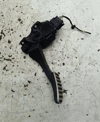 Volvo XC60 Accelerator throttle pedal 31329059 6PV01083402 C95YE03