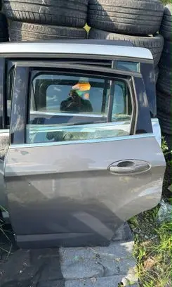 Ford C-MAX II Rear door