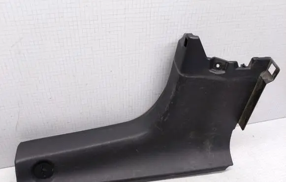 Skoda Octavia Mk2 (1Z) Other sill/pillar trim element 1Z9868226