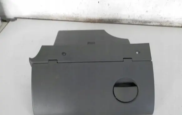 Opel Corsa C Glove box 