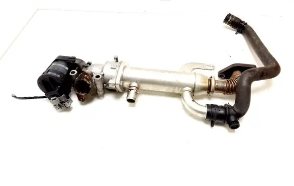 Volvo V50 EGR valve cooler 8653691