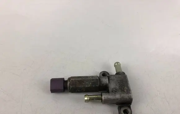Subaru Outback Idle control valve (regulator) 16632AA001