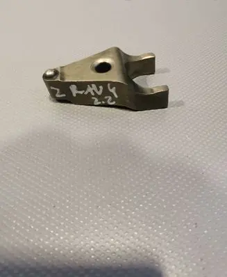 Toyota RAV 4 (XA30) Fuel Injector clamp holder
