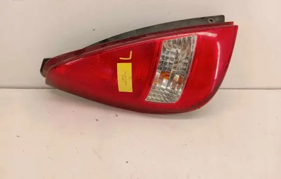 Suzuki Liana Rear/tail lights