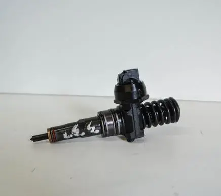 Fuel injector