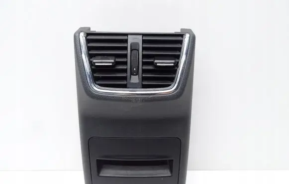 Skoda Octavia Mk3 (5E) Rear air vent grill 5E0857289