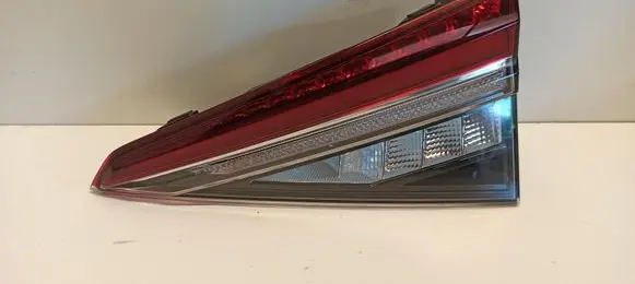 Skoda Kodiaq Tailgate rear/tail lights 565945308E