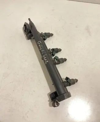 Volkswagen Golf IV Fuel injectors set 06A133317A 037906031AA