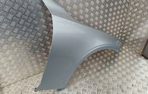Volvo S90, V90 Fender