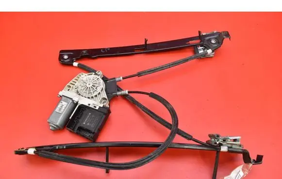Seat Altea XL Front door window regulator with motor 5P0837401H