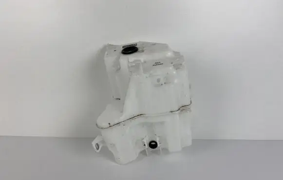 Toyota RAV 4 (XA50) Windshield washer fluid reservoir/tank 060851754