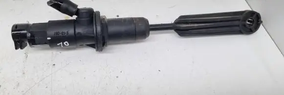 Renault Laguna II Clutch master cylinder 8200019500B
