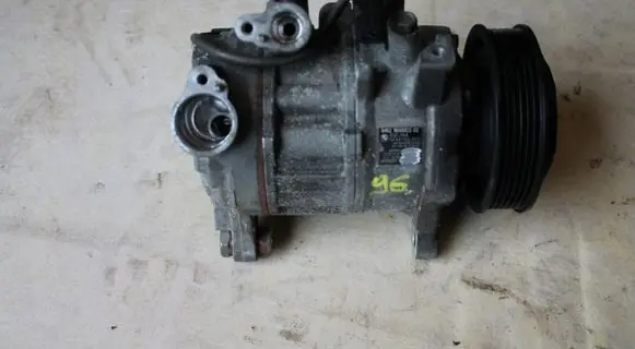 Seat Toledo I (1L) Air conditioning (A/C) compressor (pump) 820803