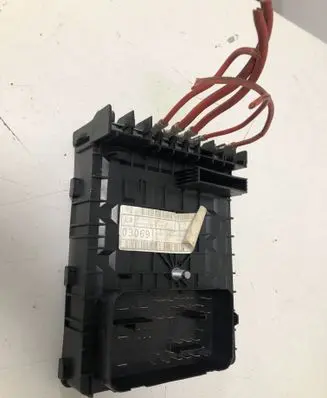 Audi Q3 8U Fuse module 1K0937629A