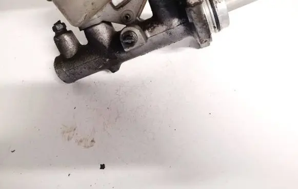 Subaru Forester SH Master brake cylinder