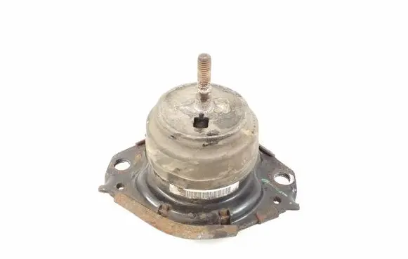 Engine mount bracket