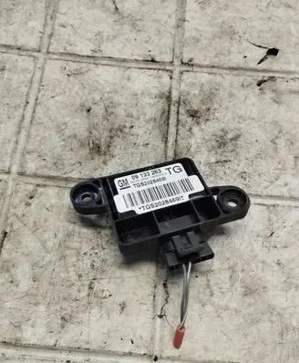 Opel Zafira A Airbag deployment crash/impact sensor 09133263