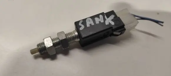 Clutch pedal sensor