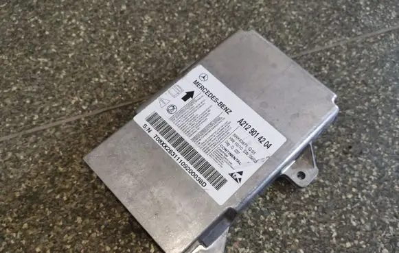 Mercedes-Benz E W212 Airbag control unit/module A2129014204