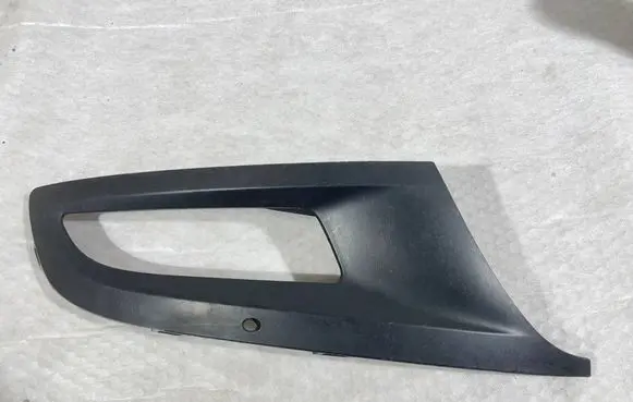 Volkswagen Polo V 6R Front fog light trim/grill 6R0853666D 6R0853666