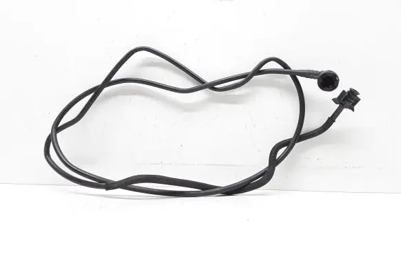 Volvo V60 Engine coolant pipe/hose 8G918K012CE