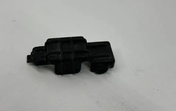 Volkswagen PASSAT B5.5 Radiator mount bracket 8D0260427