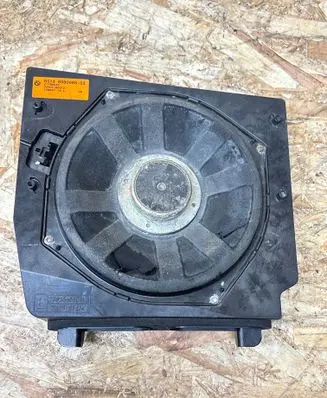 BMW X3 E83 Subwoofer speaker 6980985 65136980985