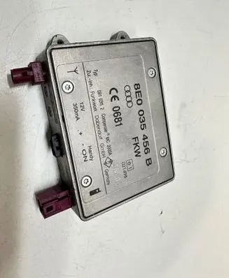 Audi A6 S6 C6 4F Antenna control unit 8E0035456B 09103112
