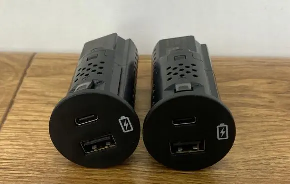 Ford Bronco USB socket connector umu5t-19j211-GA