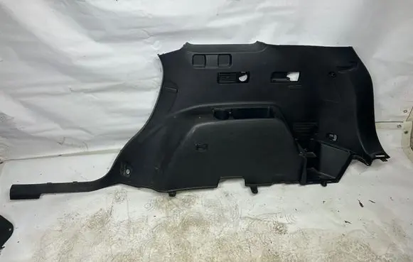 KIA Sorento Trunk/boot lower side trim panel 8574005200