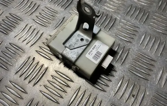 Toyota Avensis T250 Door control unit/module 8974105070 73668012 3243