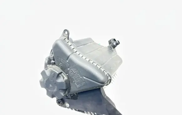 BMW 5 F10 F11 Coolant expansion tank/reservoir 7601949