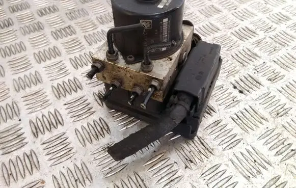 Audi A3 S3 A3 Sportback 8P ABS Pump 1K0907379E 1K0614517C