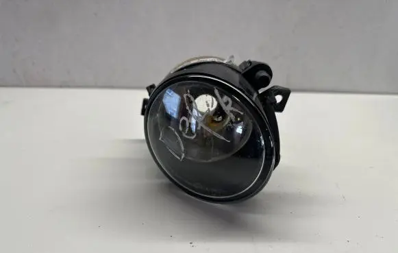 Volkswagen Polo IV 9N3 Front fog light 1T0941699C 27128901