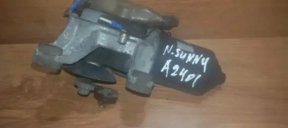 Nissan Sunny Wiper motor