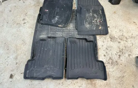 Dacia Duster II Car floor mat set 
